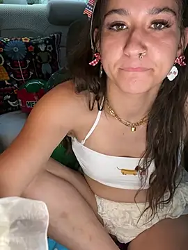 rubbyyy rain online show from July 4, 11:00 pm