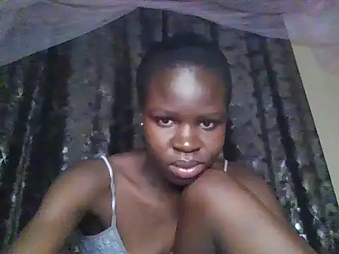Snapshot of small_diva chatting on July 12, 7:27 pm small diva online show from July 12, 7:27 pm