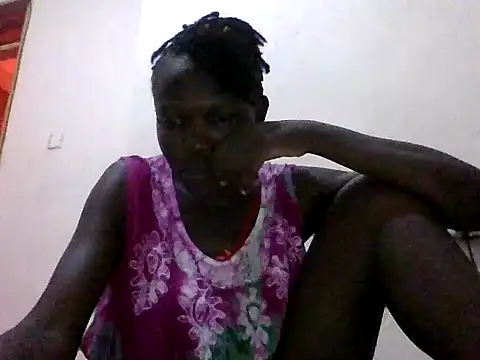 Snapshot of sexypie254 chatting on June 5, 4:24 pm sexypie254 online show from June 5, 4:24 pm