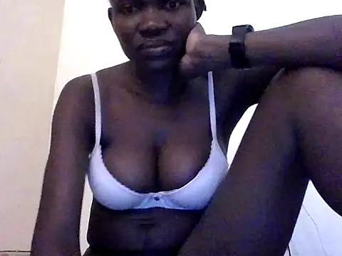 Snapshot of sexypie254 chatting on June 6, 1:27 pm sexypie254 online show from June 6, 1:27 pm