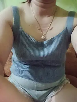 Snapshot of Marina68 chatting on June 1, 9:55 am Marina68 online show from June 1, 9:55 am