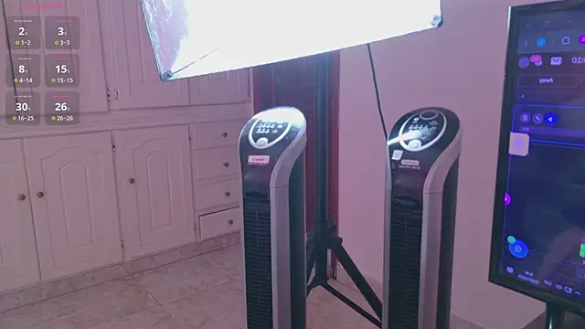 Valerykingsleyy online show from July 23, 1:31 pm