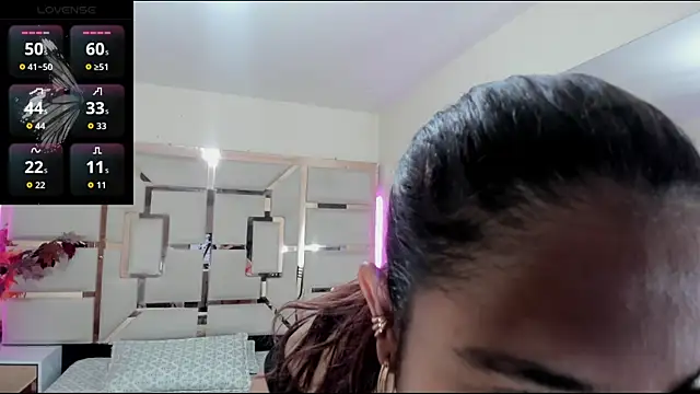 alma alvares online show from June 23, 9:24 pm
