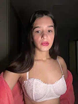 julhya duarte online show from June 1, 9:33 am
