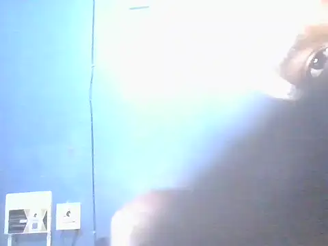 Snapshot of Petite-divaa chatting on May 31, 5:53 pm Petite-divaa online show from May 31, 5:53 pm