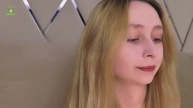 Snapshot of RachelVacsler chatting on June 26, 9:41 pm RachelVacsler online show from June 26, 9:41 pm
