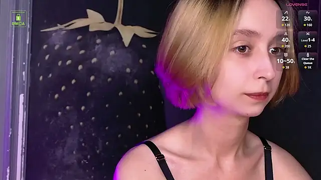 Snapshot of RachelVacsler chatting on July 22, 5:38 pm RachelVacsler online show from July 22, 5:38 pm