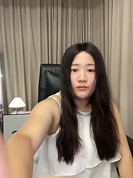 Luckysisi-s online show from June 20, 2:25 am