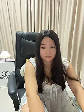 Luckysisi-s online show from June 29, 12:16 pm