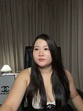 Luckysisi-s online show from July 4, 12:33 pm