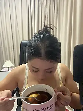 Luckysisi-s online show from July 8, 12:20 pm