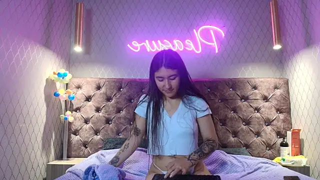 AntonellaRosex online show from June 5, 11:16 am