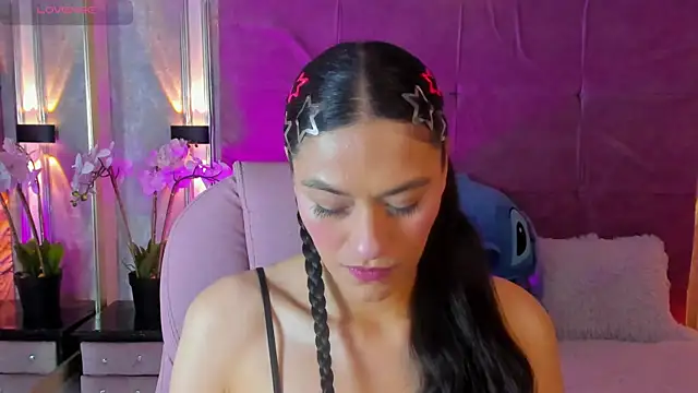 Snapshot of Stushaa chatting on June 14, 2:19 pm Stushaa online show from June 14, 2:19 pm