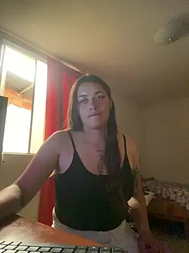 Snapshot of -Cattleya- chatting on May 31, 8:21 pm -Cattleya- online show from May 31, 8:21 pm