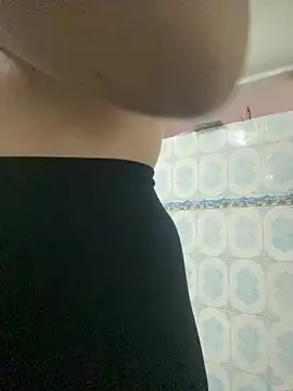 Snapshot of -Cattleya- chatting on June 5, 1:28 pm -Cattleya- online show from June 5, 1:28 pm