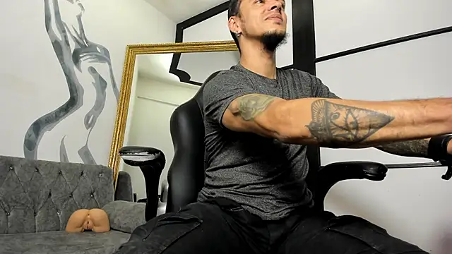 AntonyEvans online show from July 25, 4:21 am