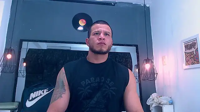 Snapshot of Maximiliano_Stronge chatting on June 2, 7:16 pm Maximiliano Stronge online show from June 2, 7:16 pm