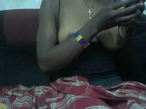 sexydiva333 online show from July 16, 8:37 pm
