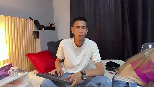 Snapshot of Jason_Isabella chatting on June 11, 7:12 pm Jason Isabella online show from June 11, 7:12 pm