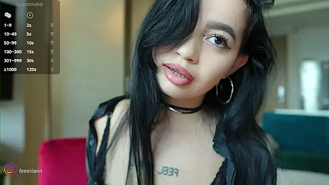 feelitann online show from June 15, 5:20 am