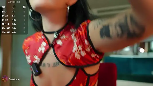 feelitann online show from August 8, 2:47 am