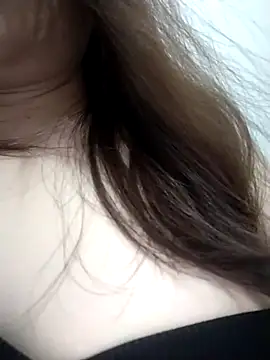 YoenLyy online show from July 5, 2:40 am