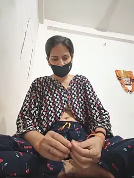 Snapshot of Neha-ji chatting on June 9, 5:24 pm Neha-ji online show from June 9, 5:24 pm