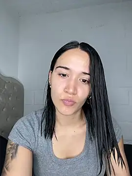 DaniRivers  online show from July 4, 6:58 pm