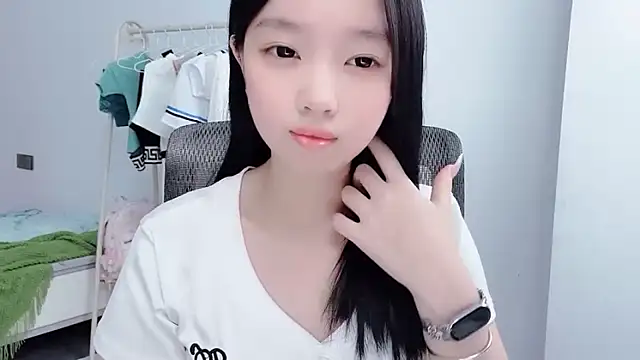 Yoyo33355 online show from July 20, 11:23 am