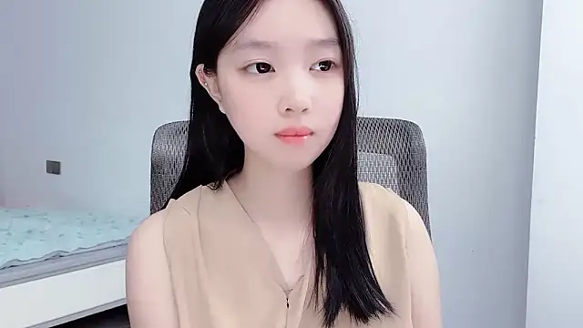 Yoyo33355 online show from July 28, 3:46 am