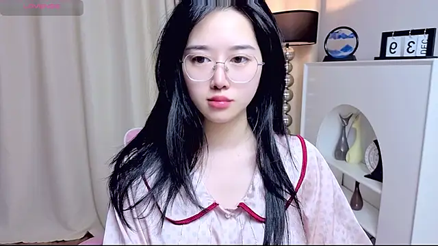 miuu6868 online show from June 6, 2:05 am