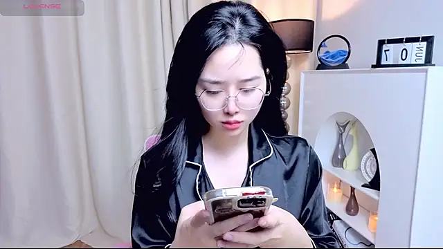 miuu6868 online show from June 8, 2:12 am