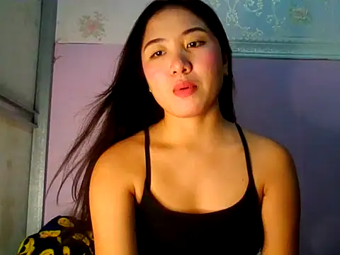 Snapshot of cutie_princess88 chatting on June 28, 5:30 pm cutie princess88 online show from June 28, 5:30 pm