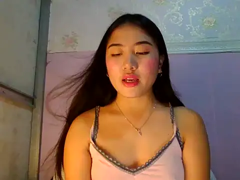 Snapshot of cutie_princess88 chatting on August 1, 1:43 pm cutie princess88 online show from August 1, 1:43 pm