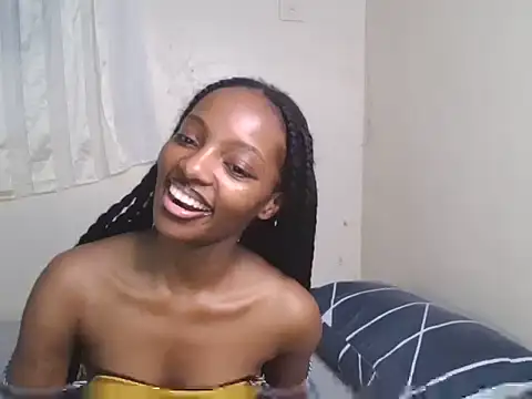 Snapshot of CUTE-MESSY chatting on June 11, 5:49 am CUTE-MESSY online show from June 11, 5:49 am