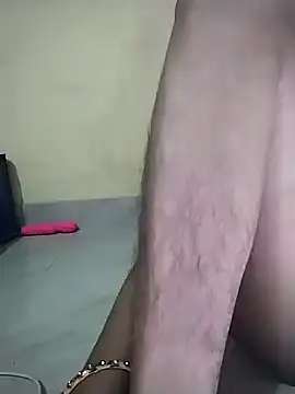 Snapshot of PRIYAGIRLHOT chatting on May 31, 5:48 am PRIYAGIRLHOT online show from May 31, 5:48 am