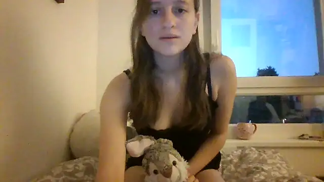 SoftieSophie online show from May 26, 3:02 am