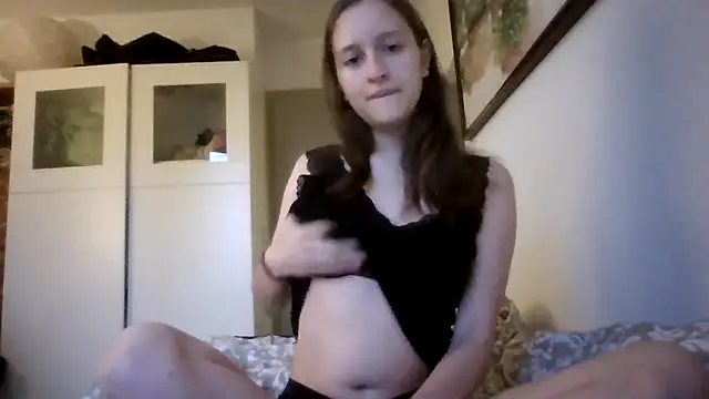 SoftieSophie online show from May 28, 3:15 am