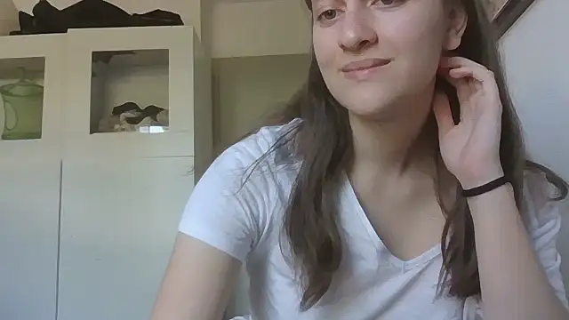 SoftieSophie online show from May 29, 3:32 pm