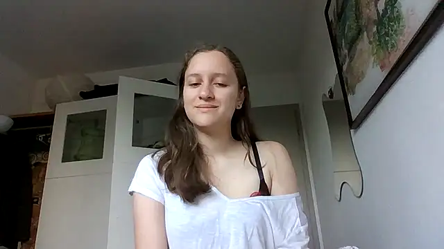 SoftieSophie online show from June 20, 4:04 am