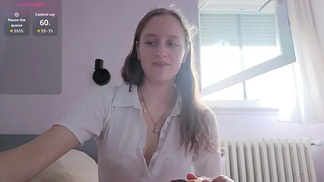SoftieSophie online show from August 1, 12:48 pm