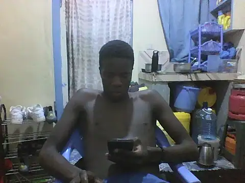 Snapshot of Shimmy_shay1 chatting on June 1, 6:31 pm Shimmy shay1 online show from June 1, 6:31 pm
