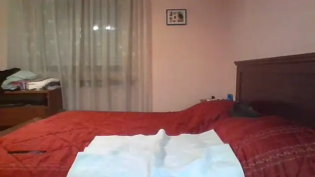 ItalianBigBoobs online show from February 17, 7:20 pm