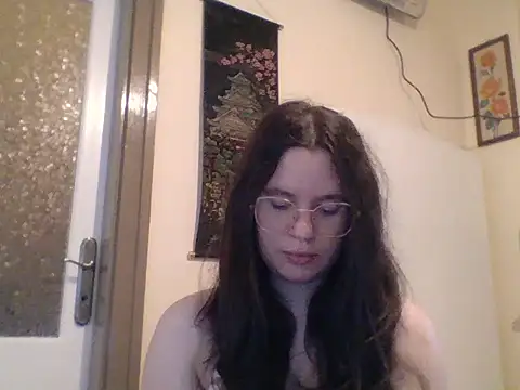 Snapshot of SzexiMacska chatting on May 29, 6:44 am SzexiMacska online show from May 29, 6:44 am