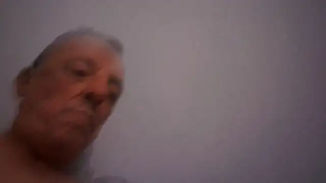 Snapshot of coucou9423 chatting on June 8, 10:15 am coucou9423 online show from June 8, 10:15 am