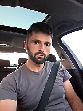 StraightSerb online show from May 25, 6:47 pm