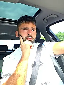 StraightSerb online show from May 30, 2:58 pm