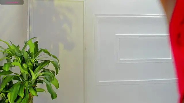emmaalennox   online show from July 9, 7:18 pm