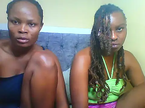 Snapshot of Nastay_ebony chatting on June 5, 5:18 pm Nastay ebony online show from June 5, 5:18 pm
