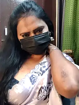 Snapshot of Meera_mia chatting on May 29, 7:34 pm Meera mia online show from May 29, 7:34 pm